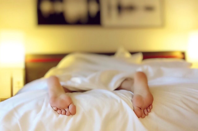 Eat to sleep better: 5 super-simple strategies!